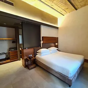 5* Hotel apartamentowy Gasometer Urban